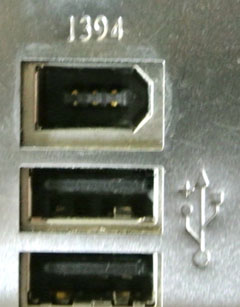 パソコンの「IEEE1394」端子（6ピン）